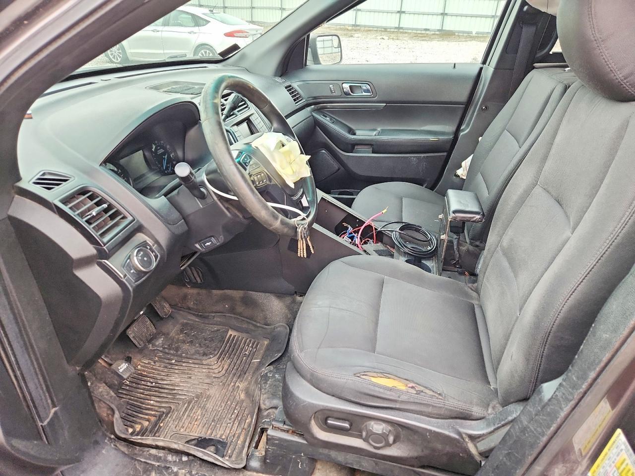 2017 Ford Explorer Police Interceptor - Image 7