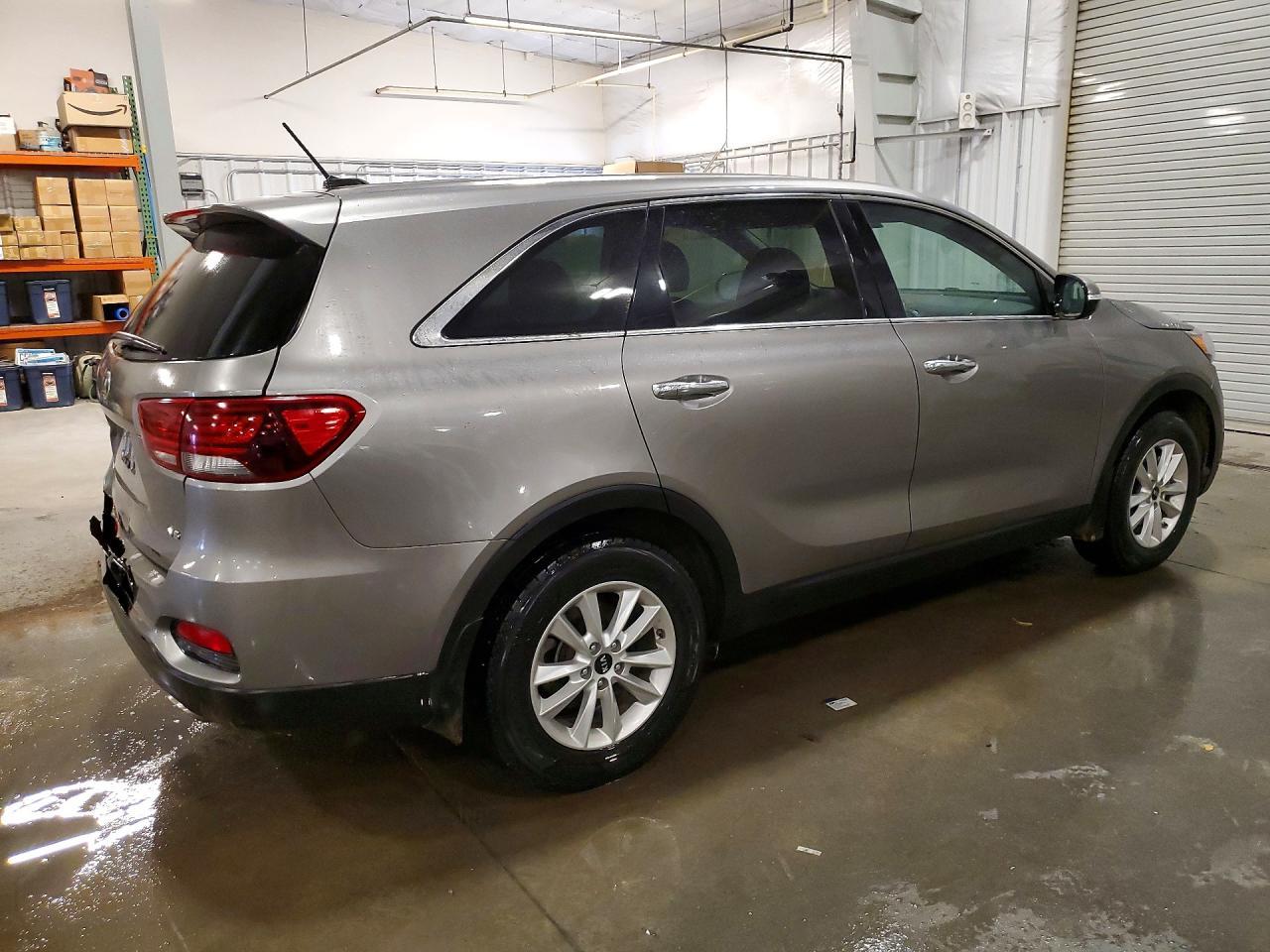 2019 Kia Sorento Lx - Фото 3
