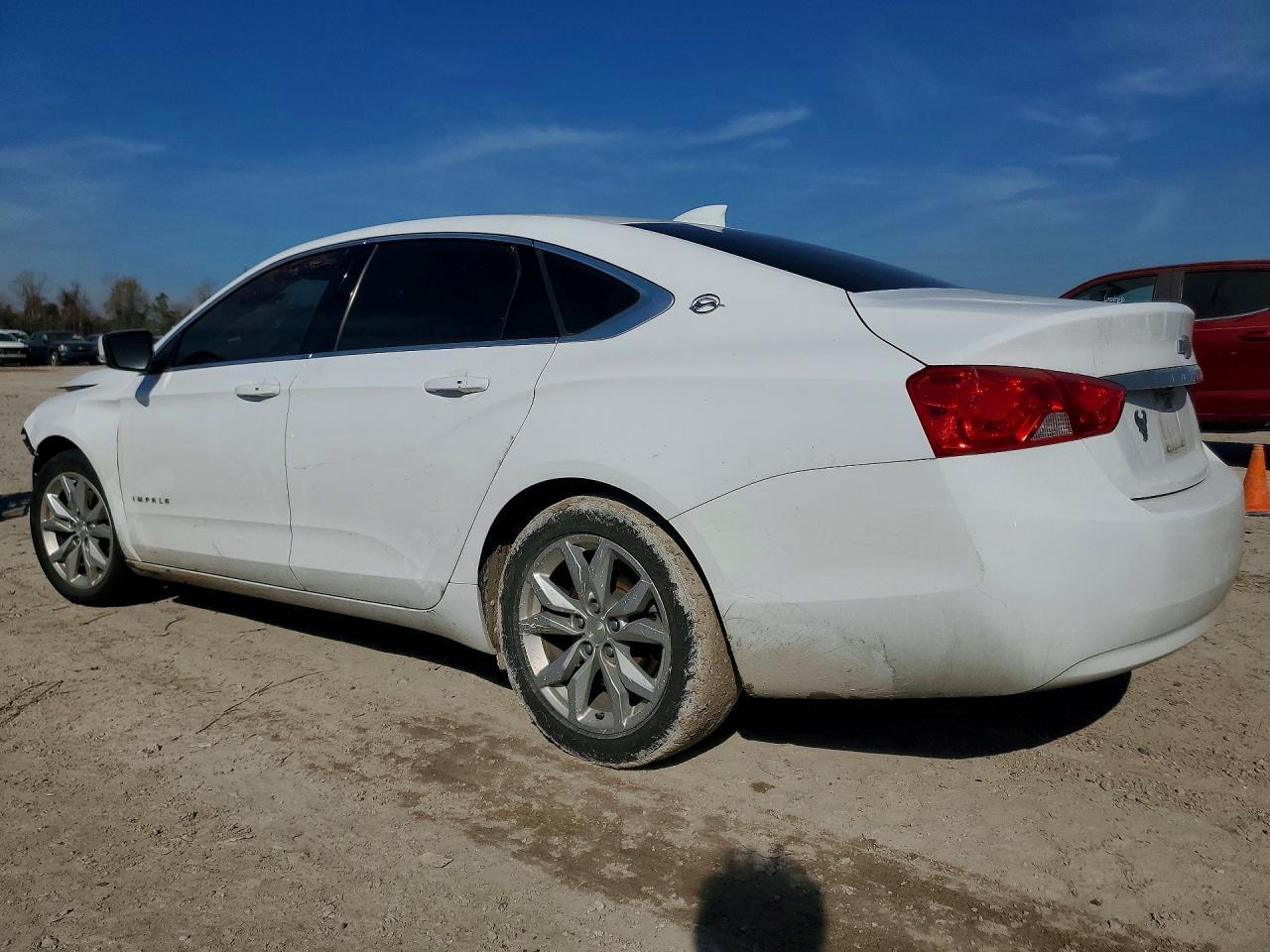 2019 Chevrolet Impala Lt - Image 2