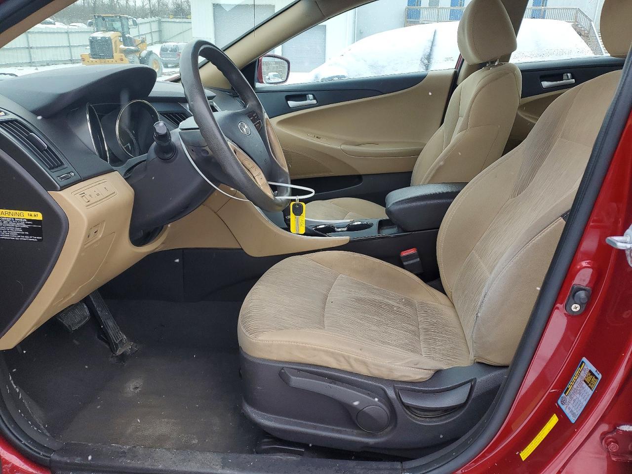 2012 Hyundai Sonata Gls - Image 7