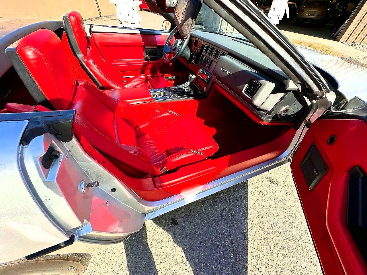 1986 Chevrolet Corvette - Image 5