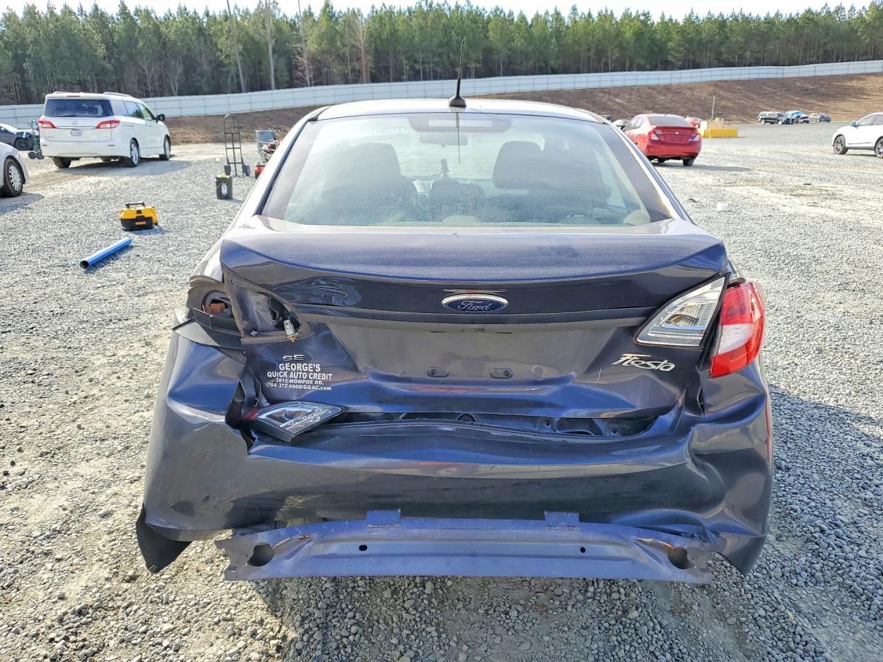 2013 Ford Fiesta Se - Image 6