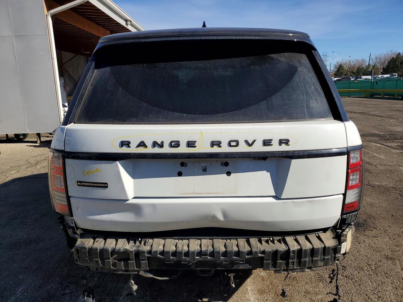 2017 Land Rover Range Rover Supercharged - Image 6