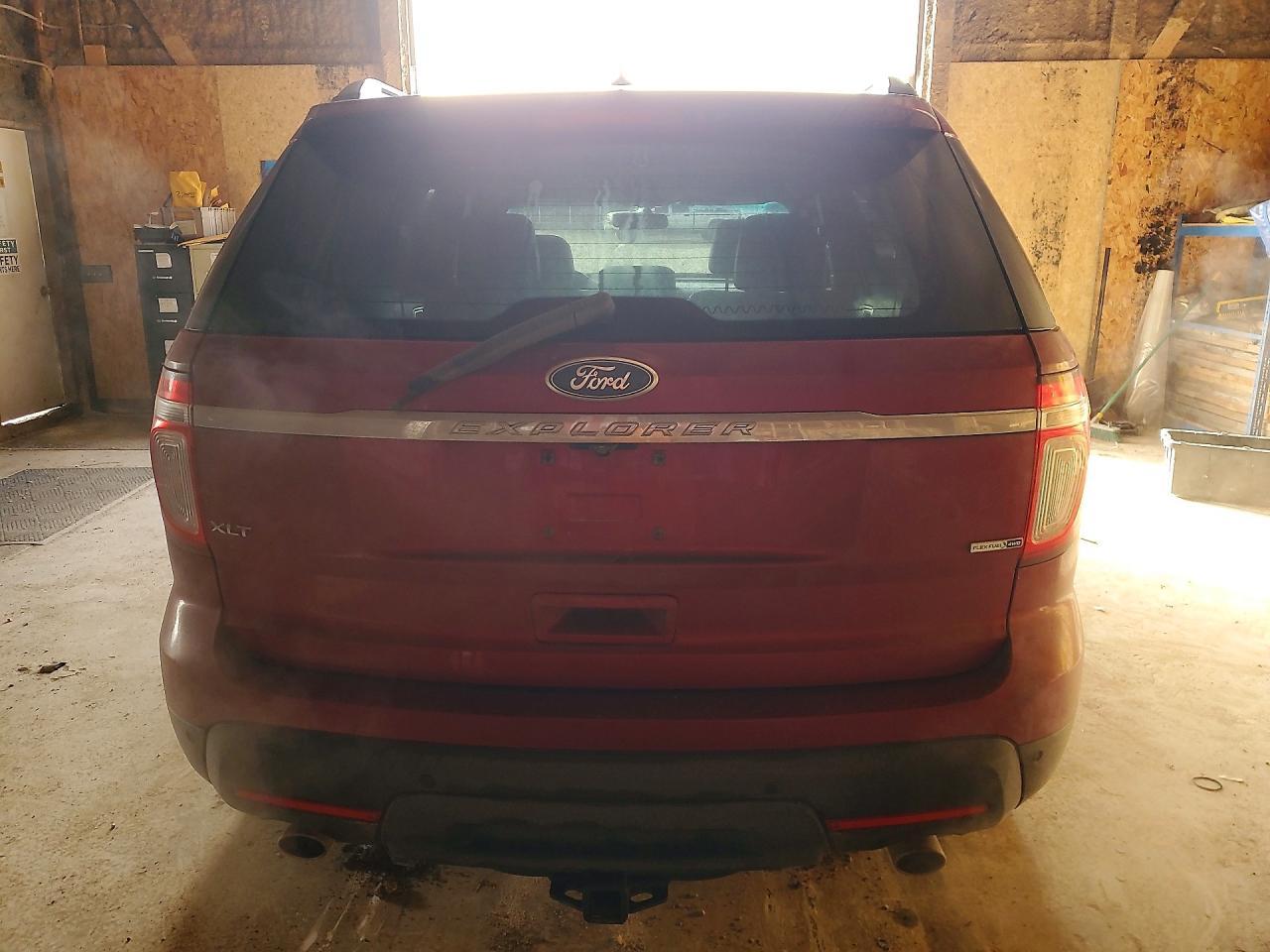 2015 Ford Explorer Xlt - Фото 6