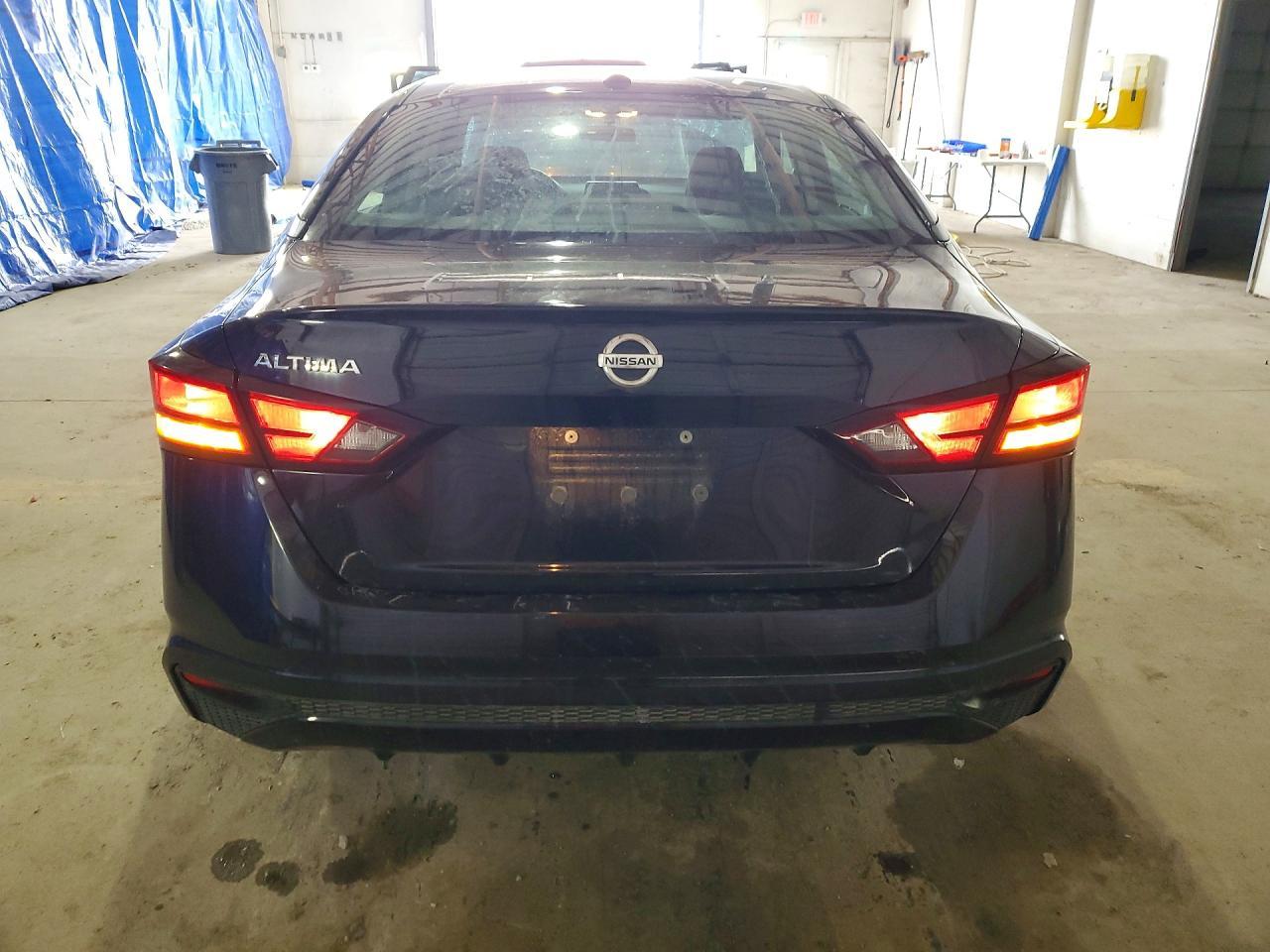 2020 Nissan Altima S - Фото 6