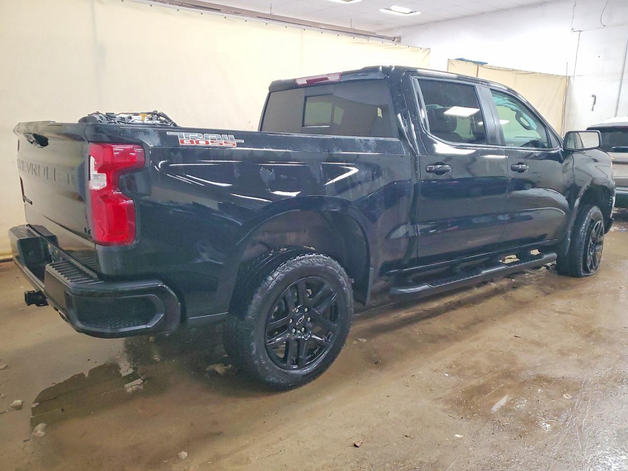 2024 Chevrolet Silverado K1500 Lt Trail Boss - Фото 3