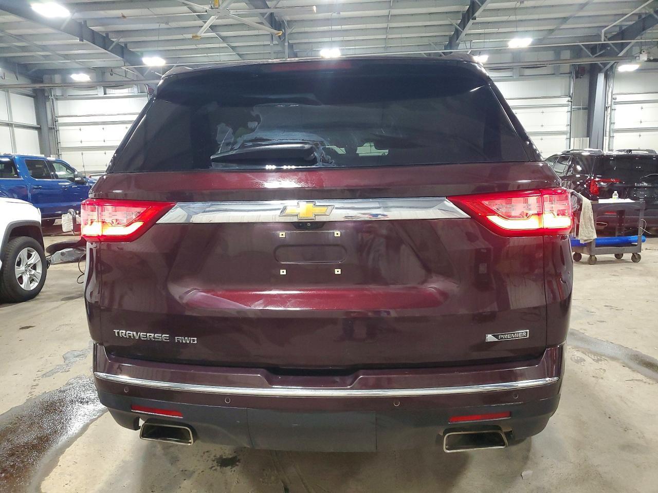 2018 Chevrolet Traverse Premier - Image 6