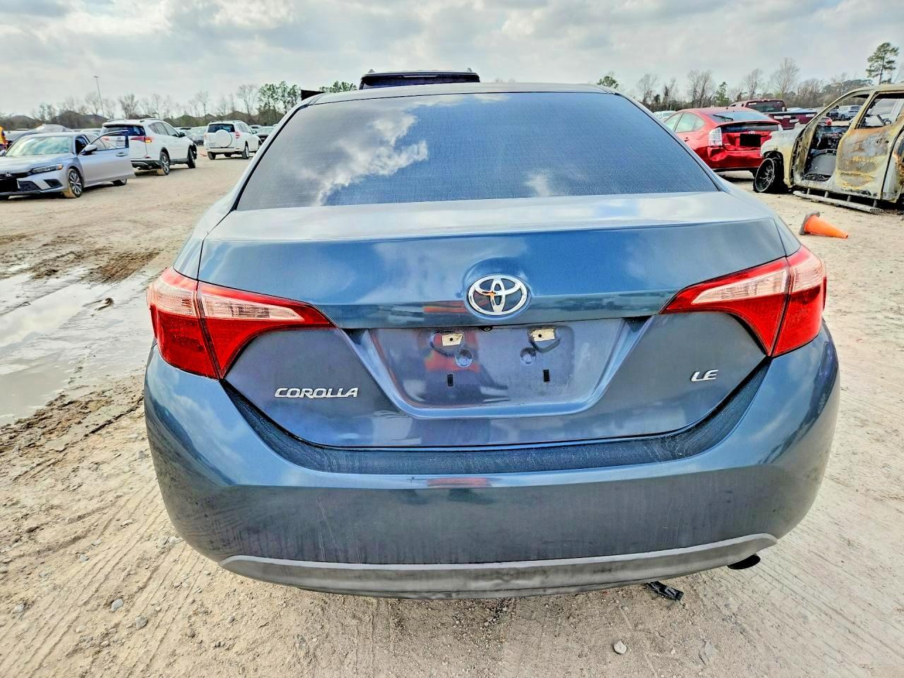 2019 Toyota Corolla Le - Фото 6