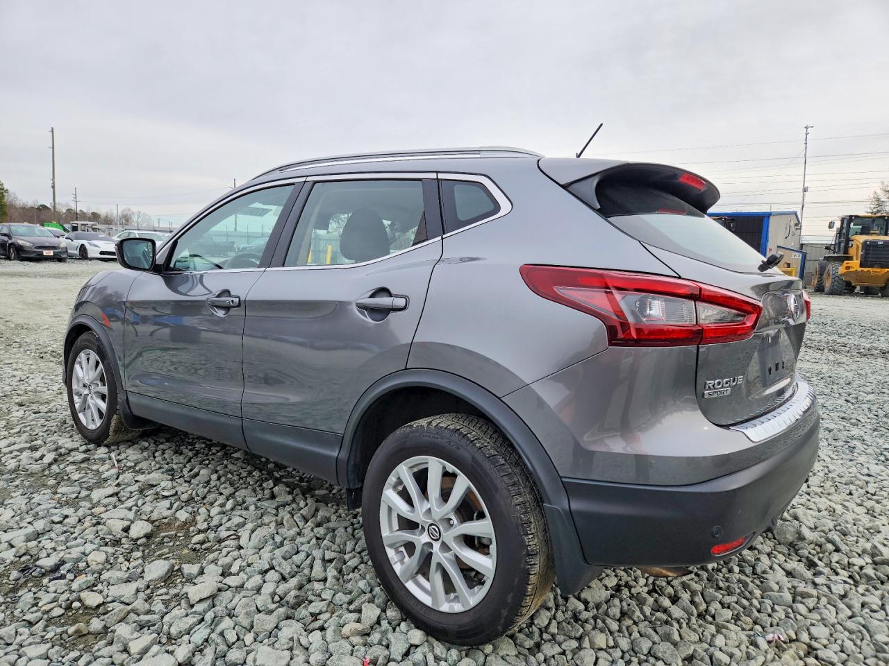 2021 Nissan Rogue Sport Sv - Фото 2