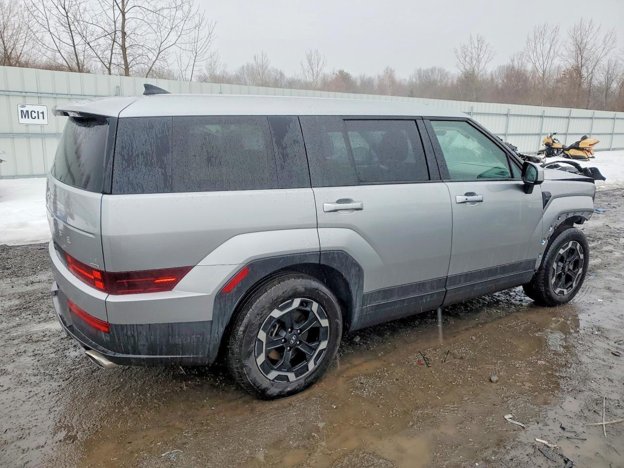 2024 Hyundai Santa Fe Se - Image 3