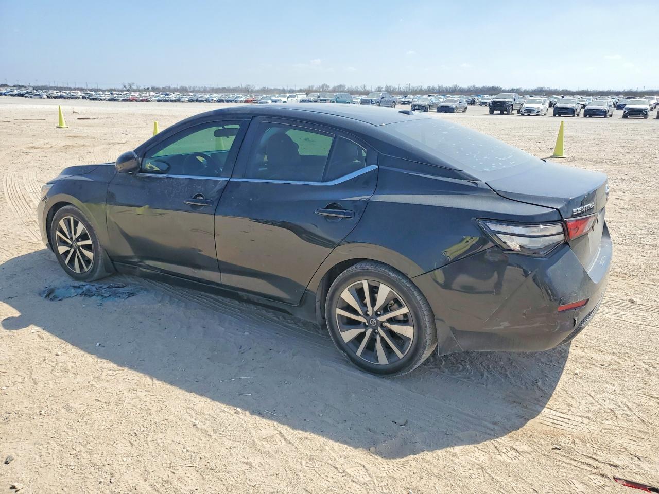 2021 Nissan Sentra Sv - Image 2