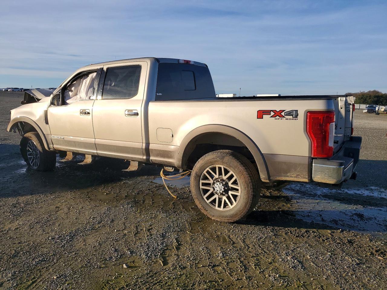 2018 Ford F350 Super Duty - Image 2