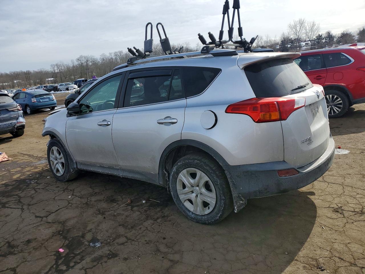 2015 Toyota Rav4 Le - Фото 2