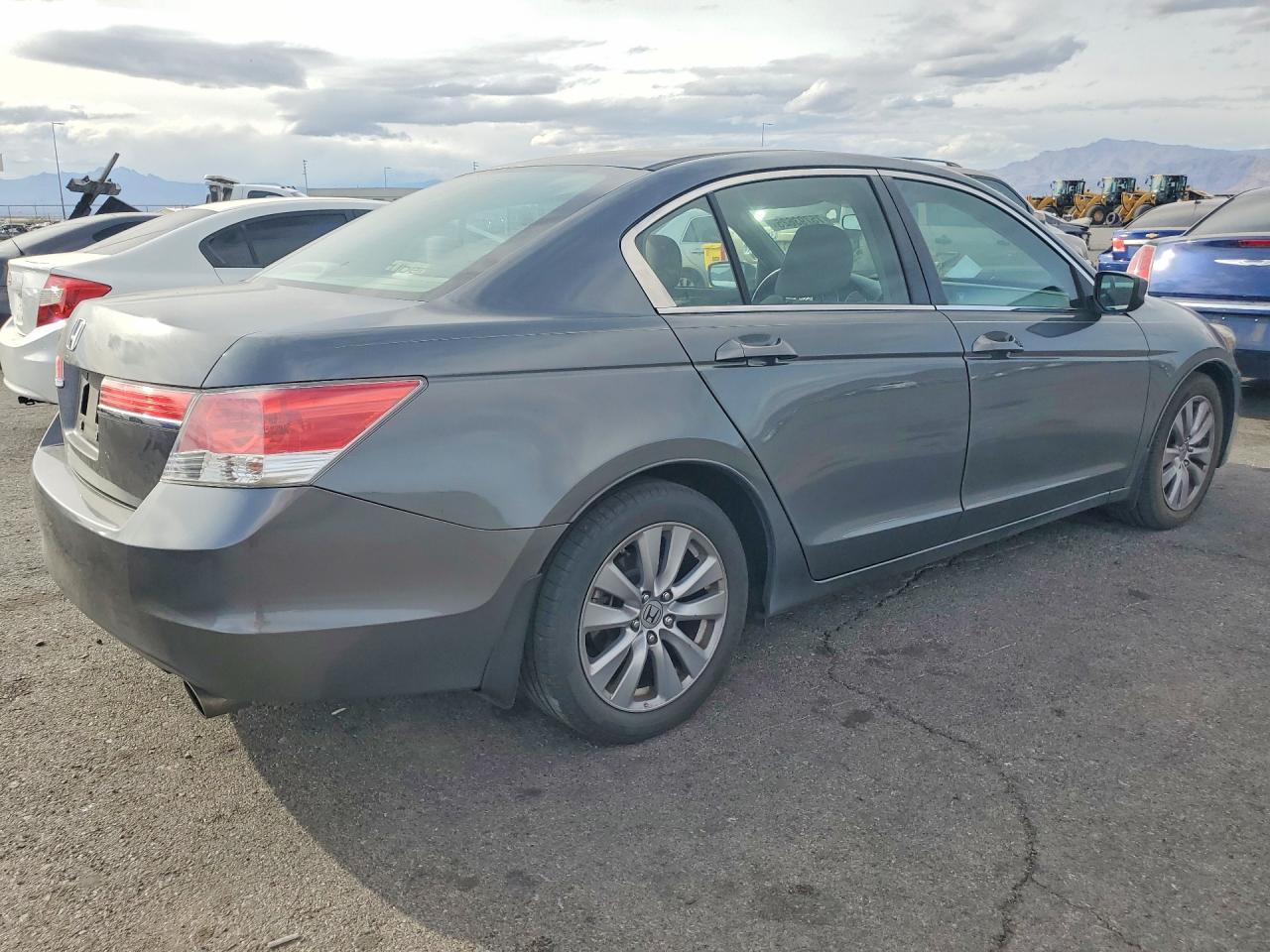 2012 Honda Accord Lxp - Image 3