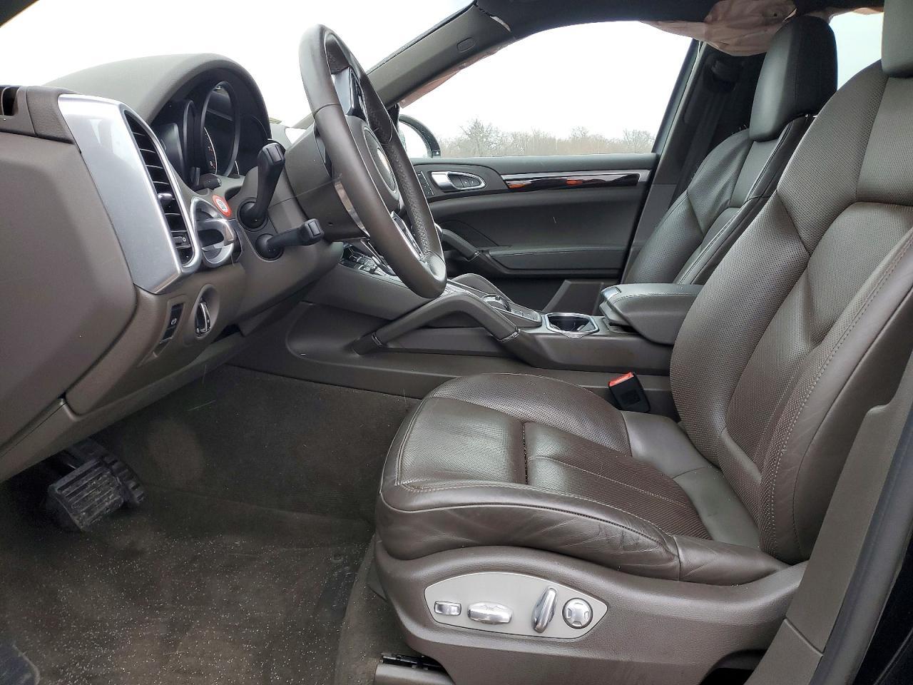 2017 Porsche Cayenne - Image 7