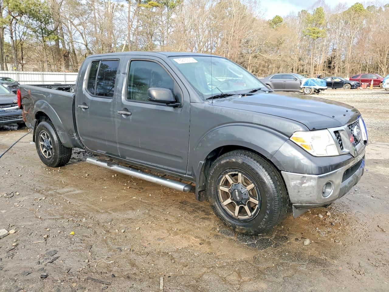 2010 Nissan Frontier Crew Cab Se - Фото 4