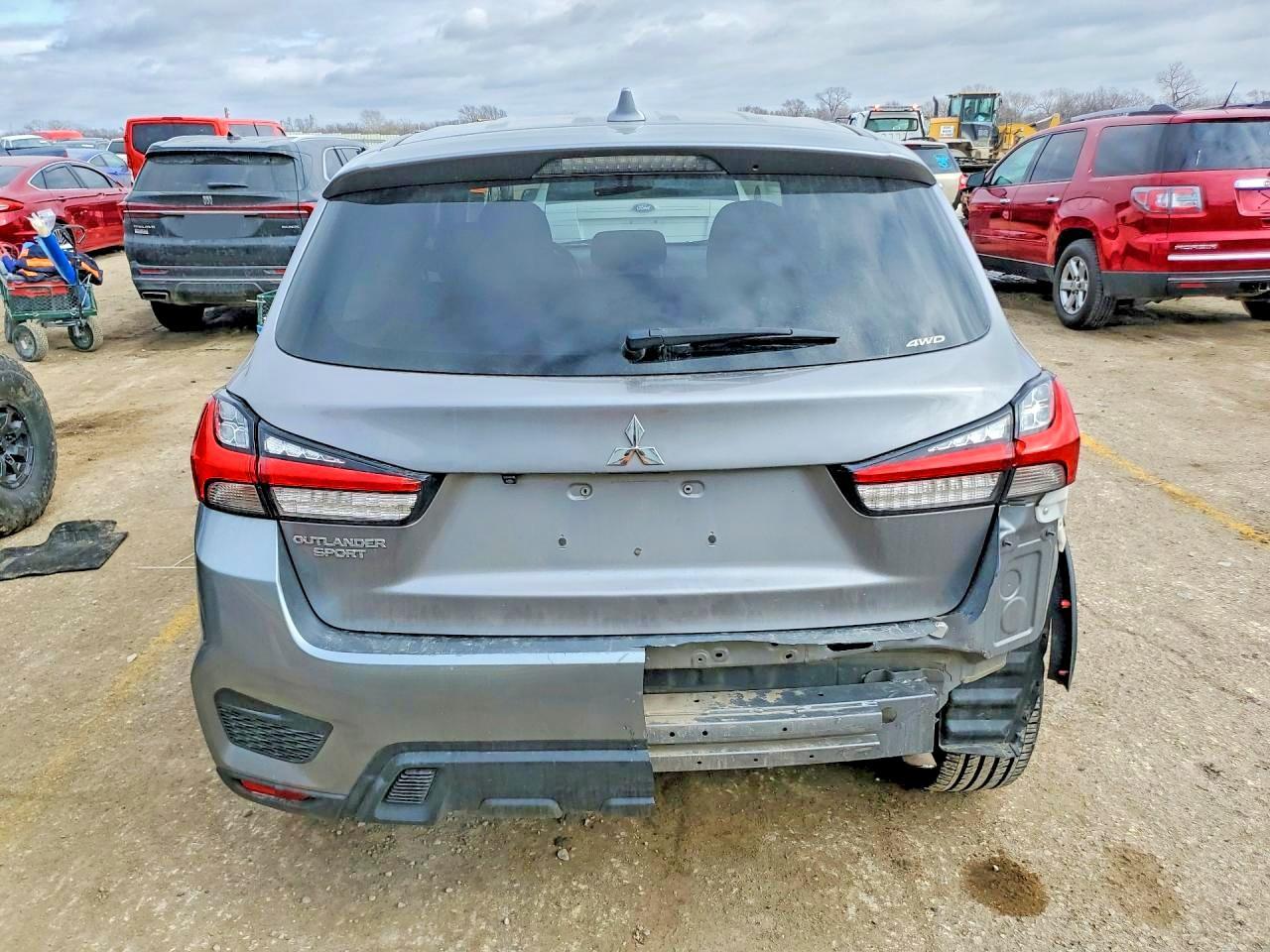 2020 Mitsubishi Outlander Sport Es - Фото 6