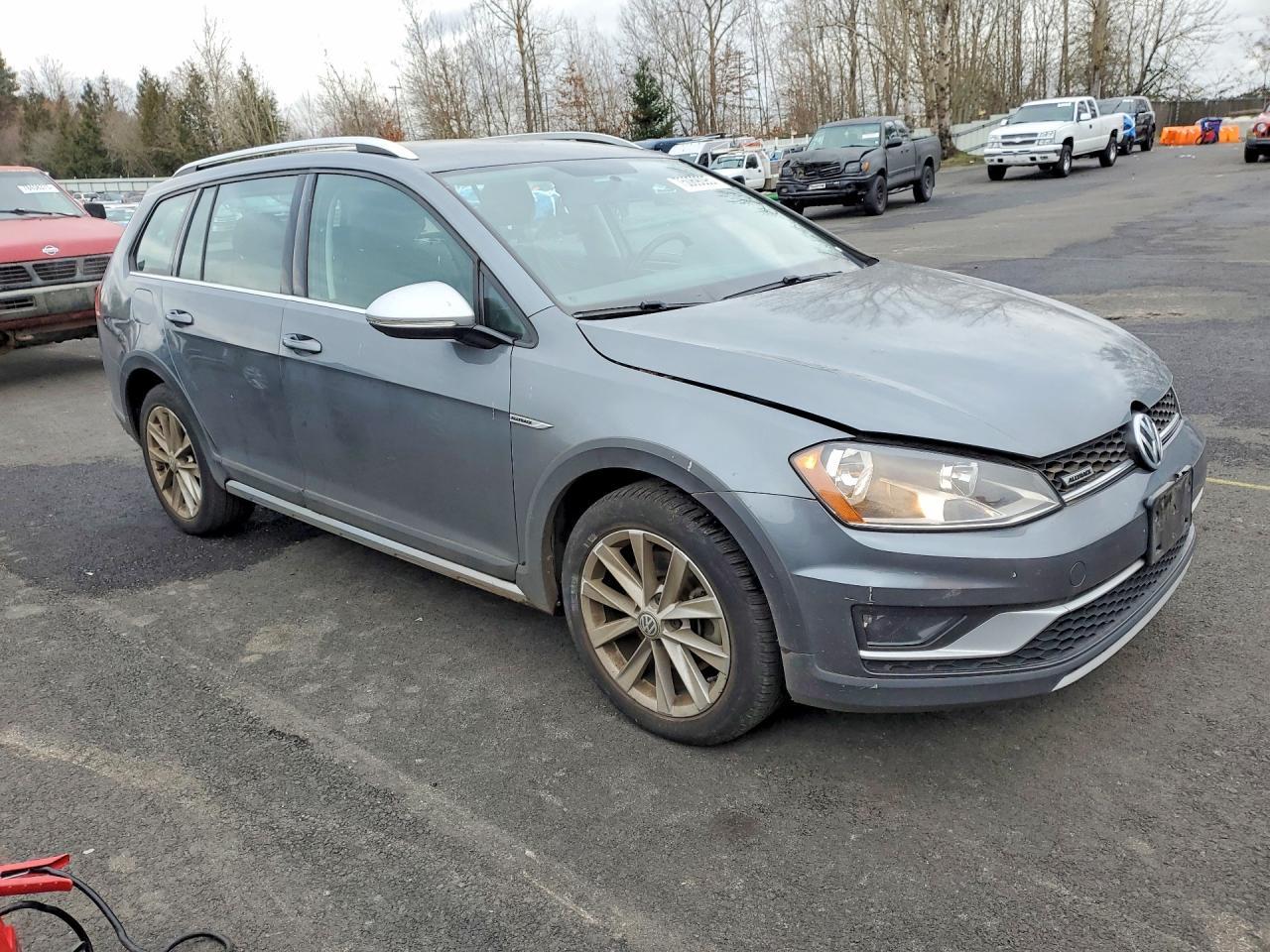 2017 Volkswagen Golf Alltrack S - Фото 4