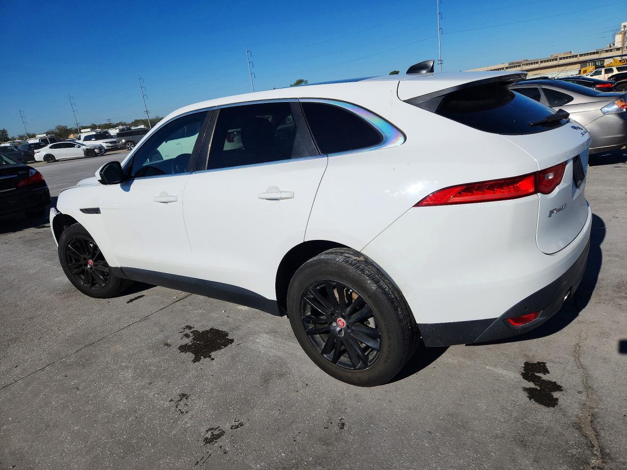 2020 Jaguar F-Pace Prestige - Image 2