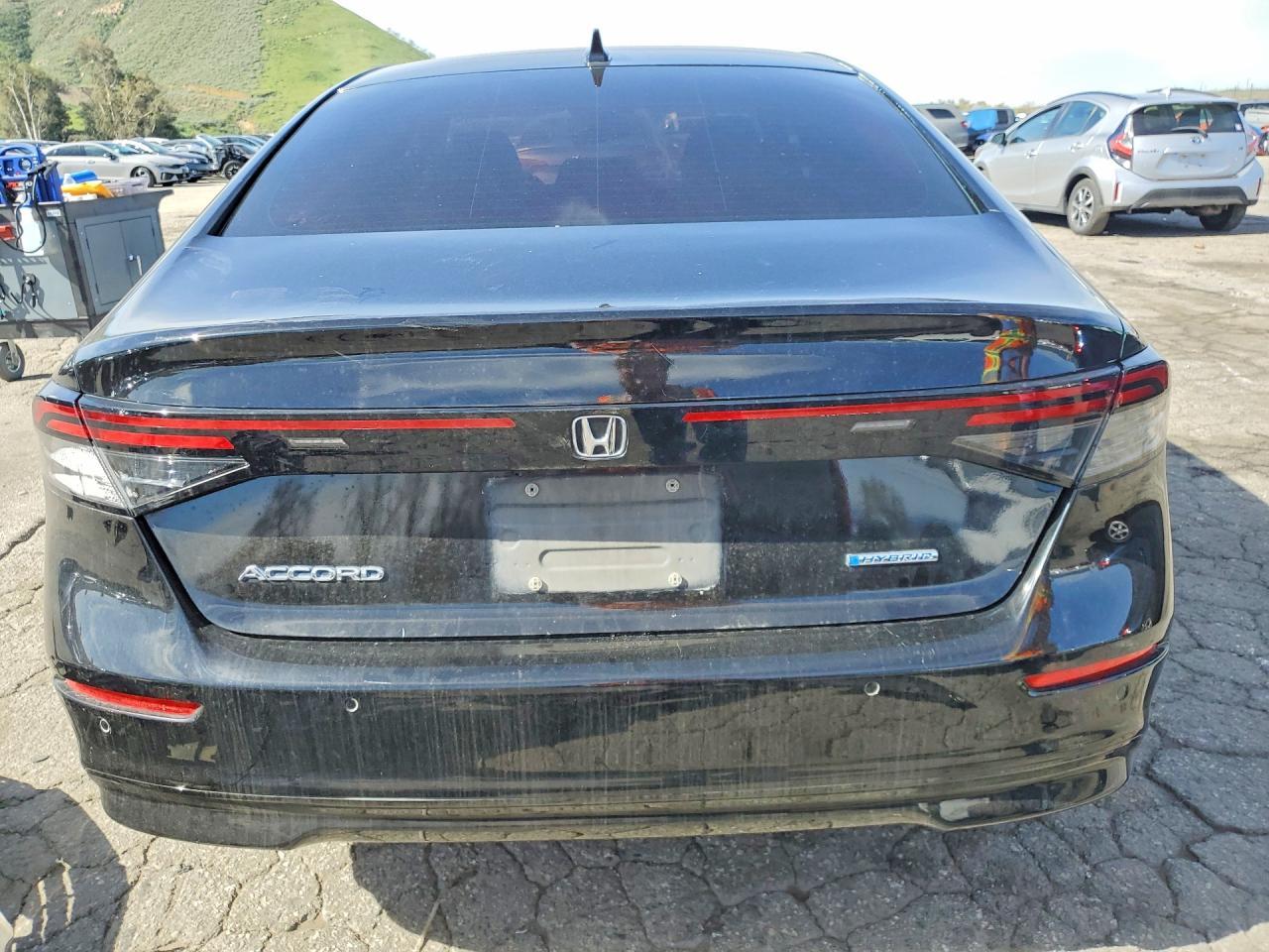 2023 Honda Accord Hybrid Exl - Image 6