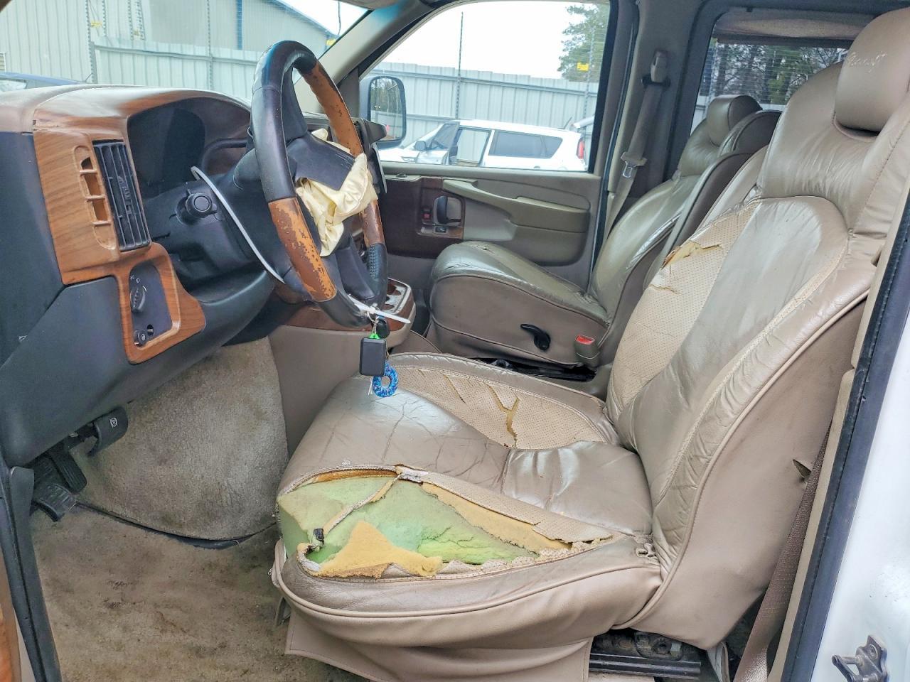 2003 Chevrolet Express G1500 - Фото 7