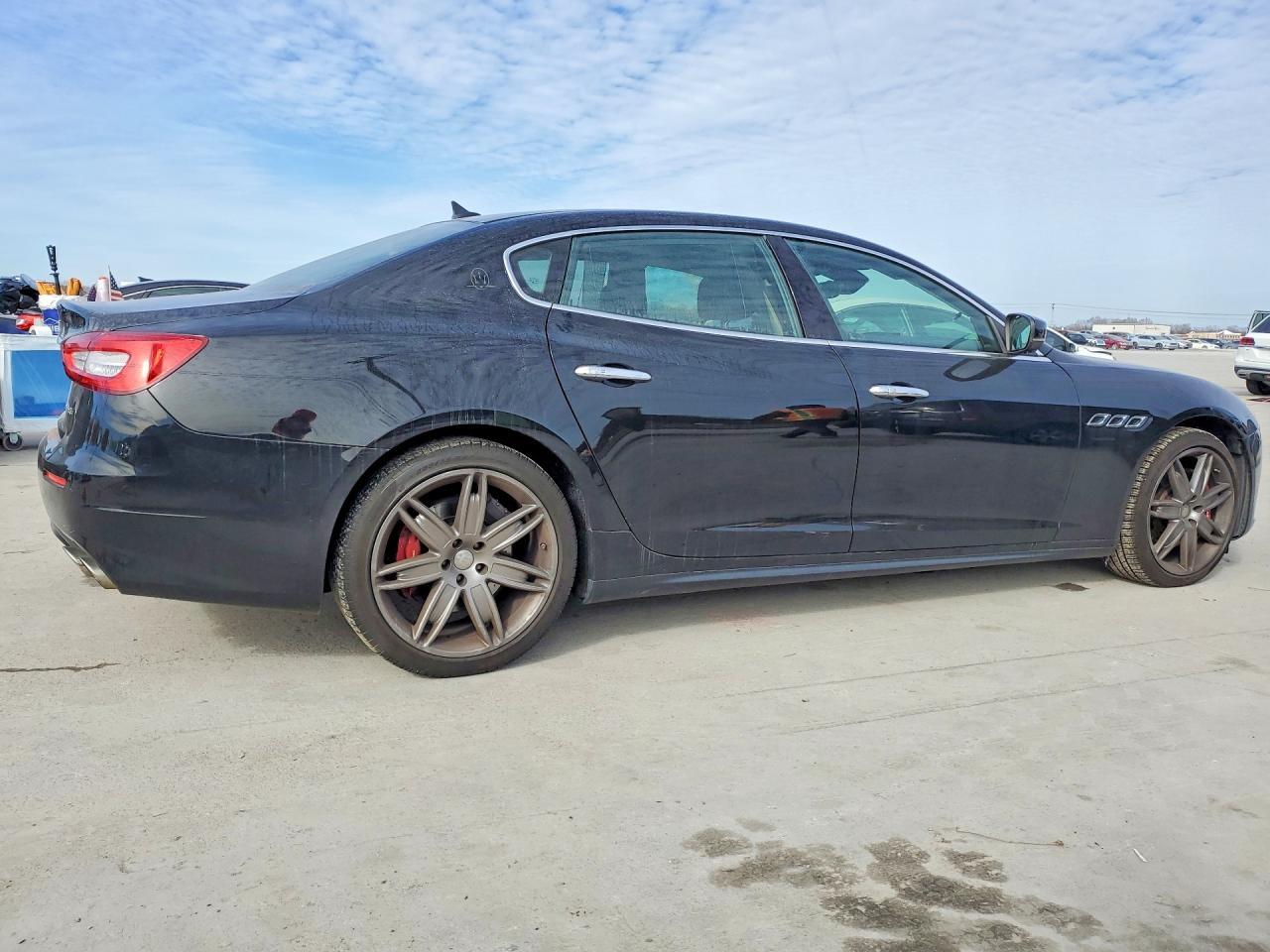 2018 Maserati Quattroporte S - Image 3