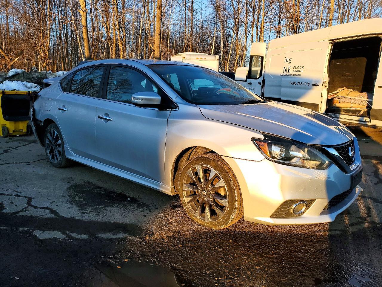 2017 Nissan Sentra Sr Turbo - Фото 4