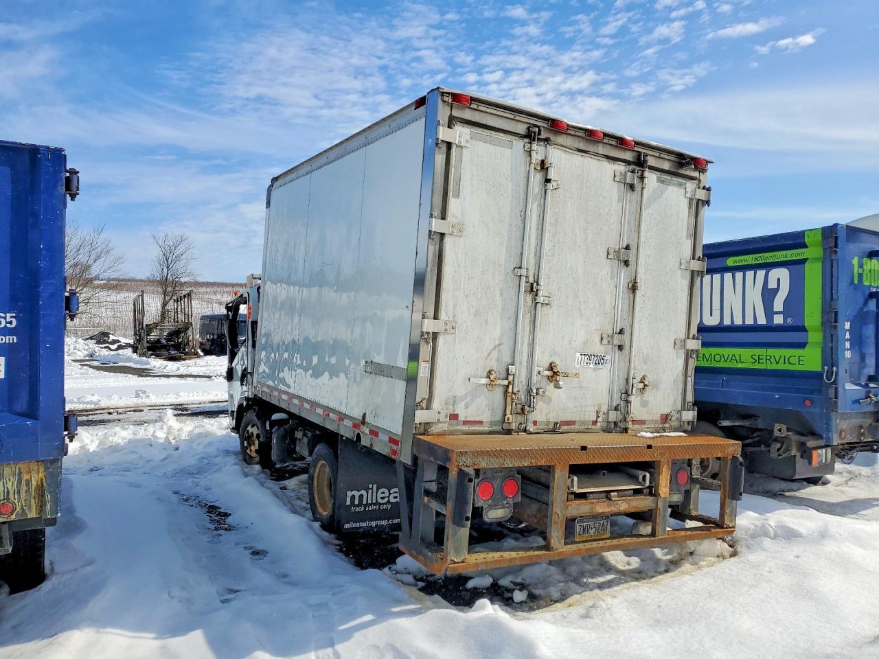 2018 Isuzu Npr Hd Refrigerated Box Truck - Фото 2