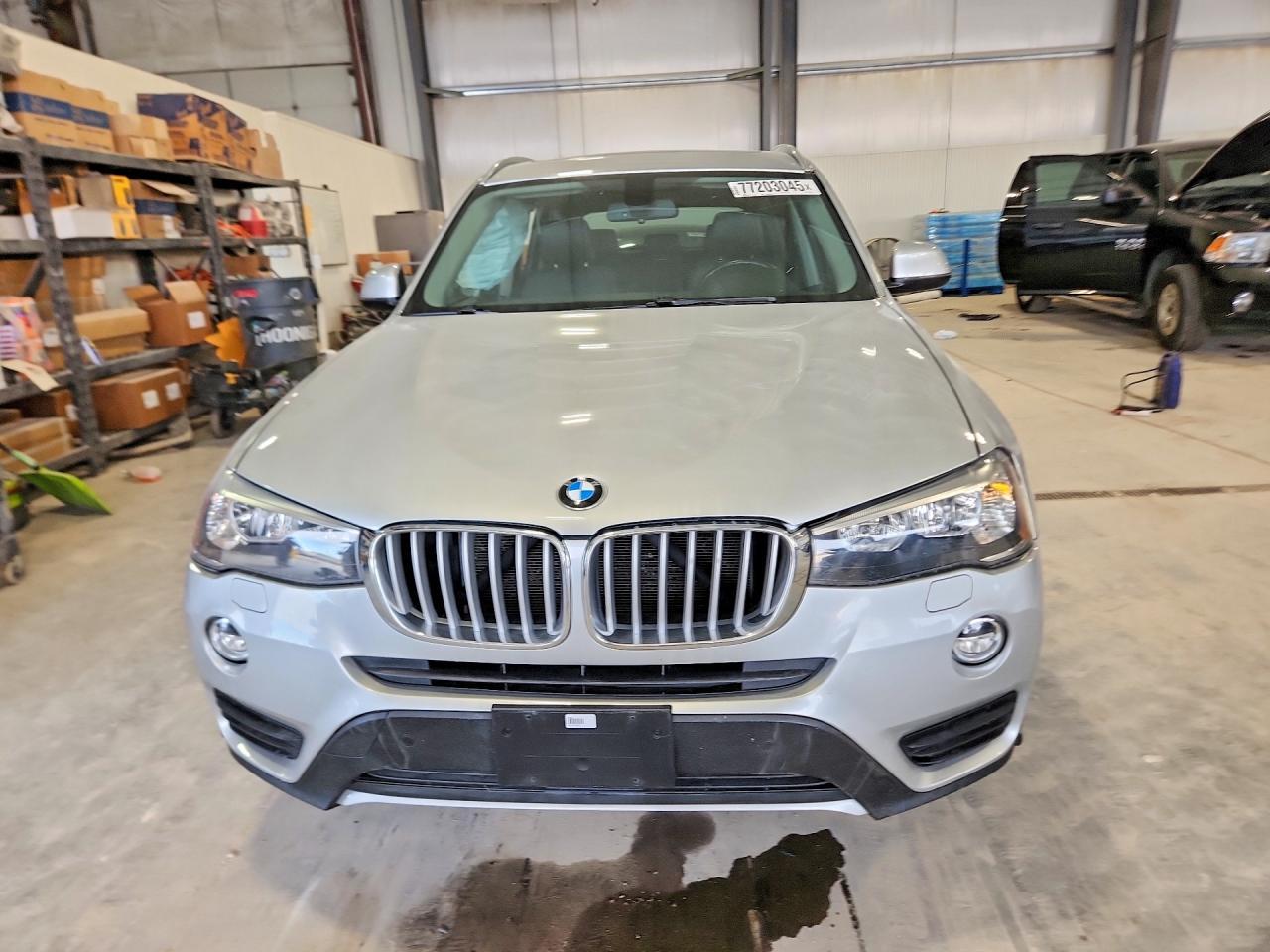 2017 BMW X3 xDrive28I - Фото 5