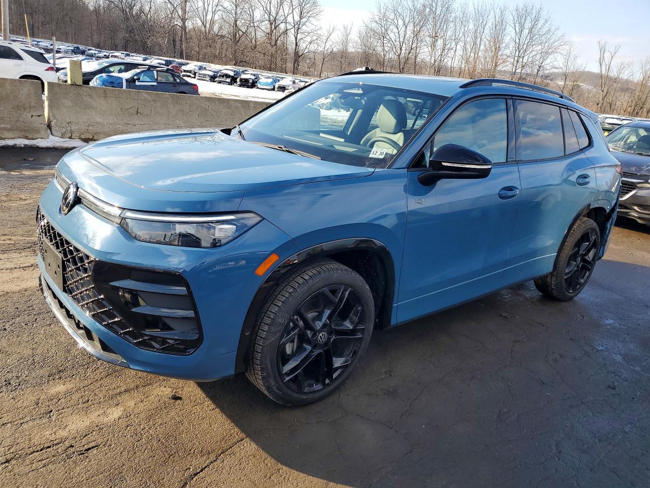 2025 Volkswagen Tiguan Se R-Line Black
