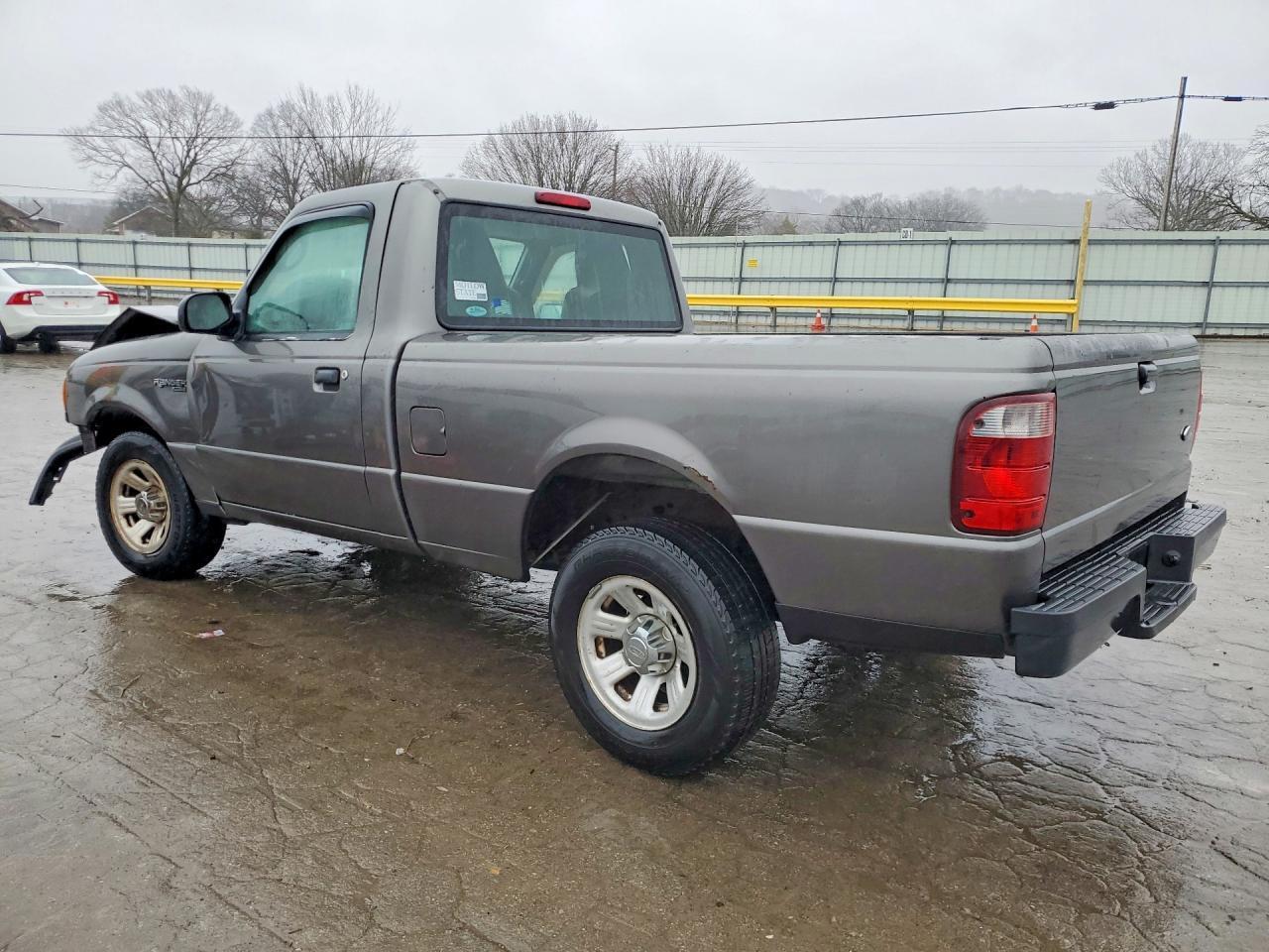 2004 Ford Ranger - Image 2