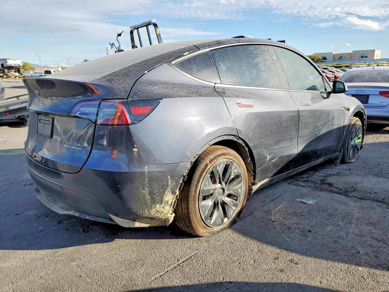 2025 Tesla Model Y - Image 3