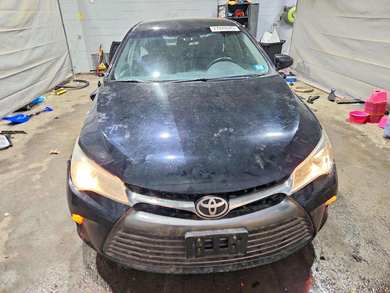 2016 Toyota Camry Le - Фото 5