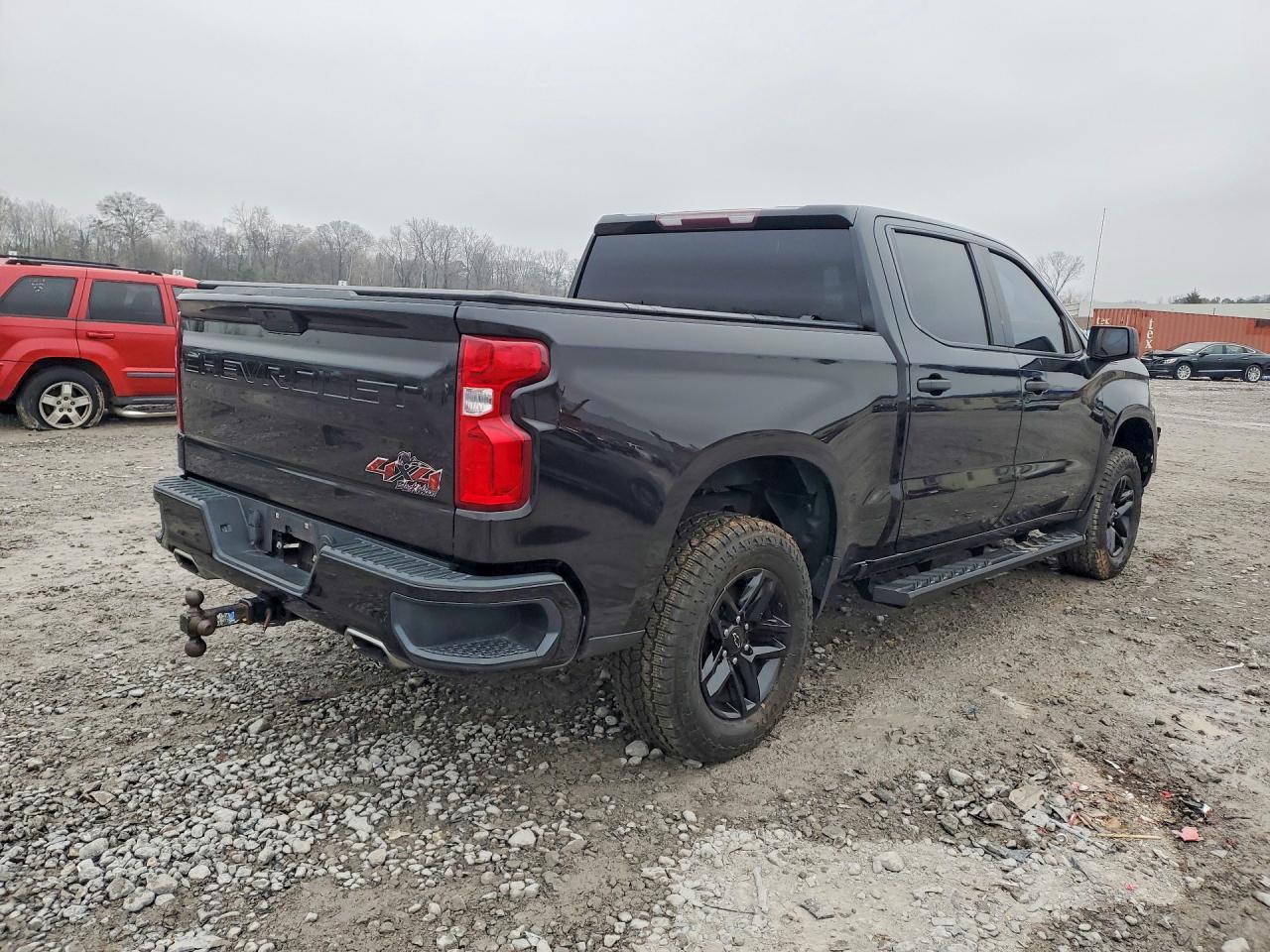 2019 Chevrolet Silverado K1500 Trail Boss Custom - Image 3