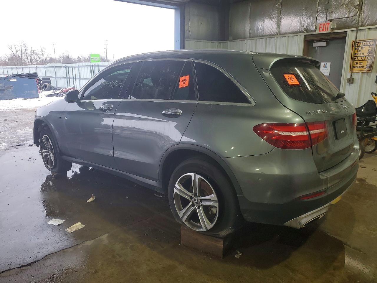 2019 Mercedes-Benz Glc 350E - Фото 2