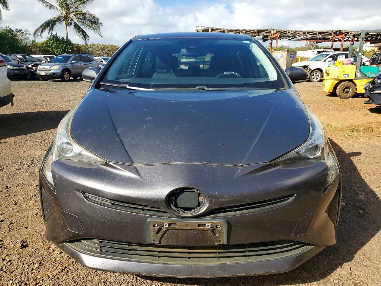 2017 Toyota Prius - Image 5