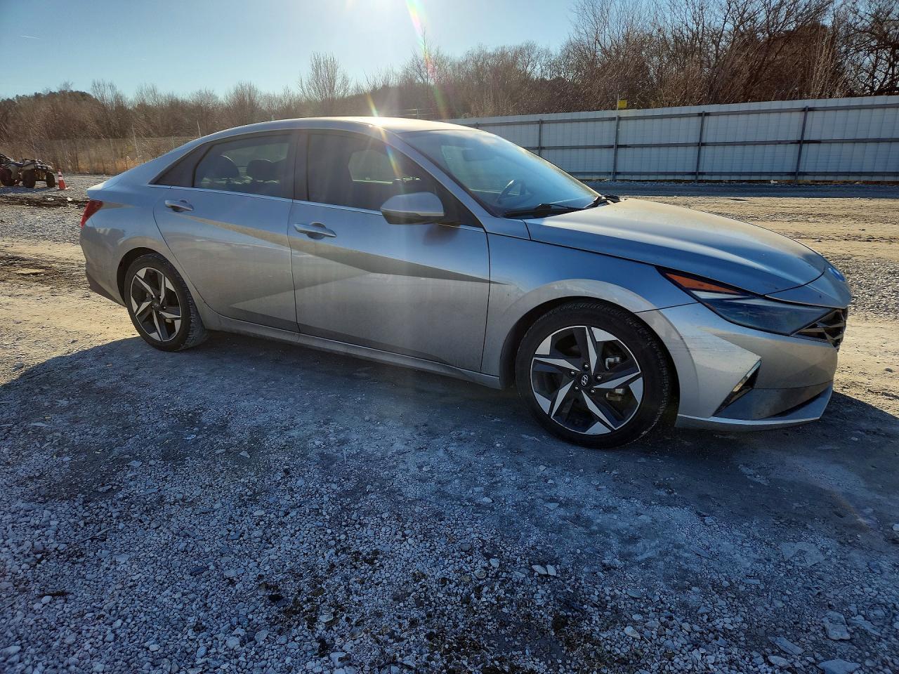 2021 Hyundai Elantra Limited - Image 4