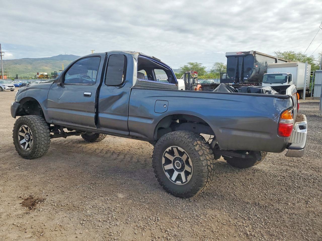 2000 Toyota Tacoma Prerunner V6 - Фото 2
