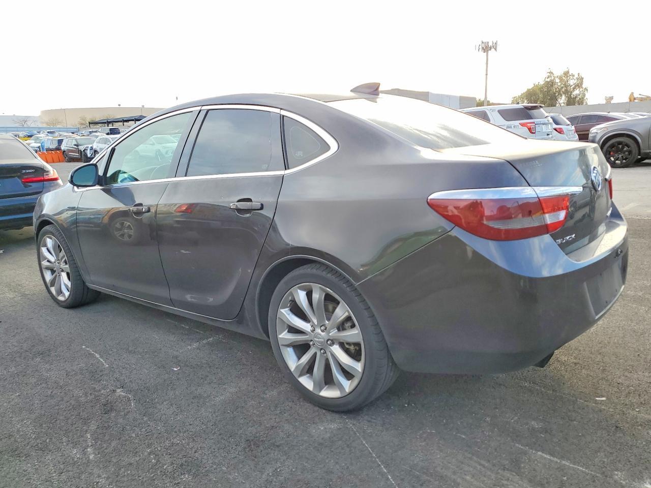 2015 Buick Verano - Фото 2