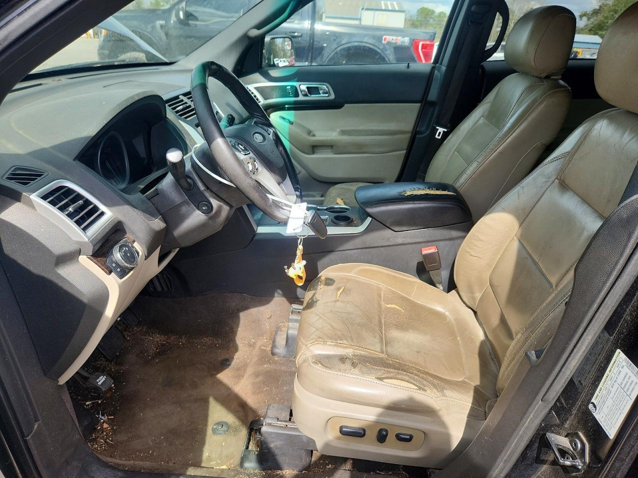 2015 Ford Explorer Limited - Image 7