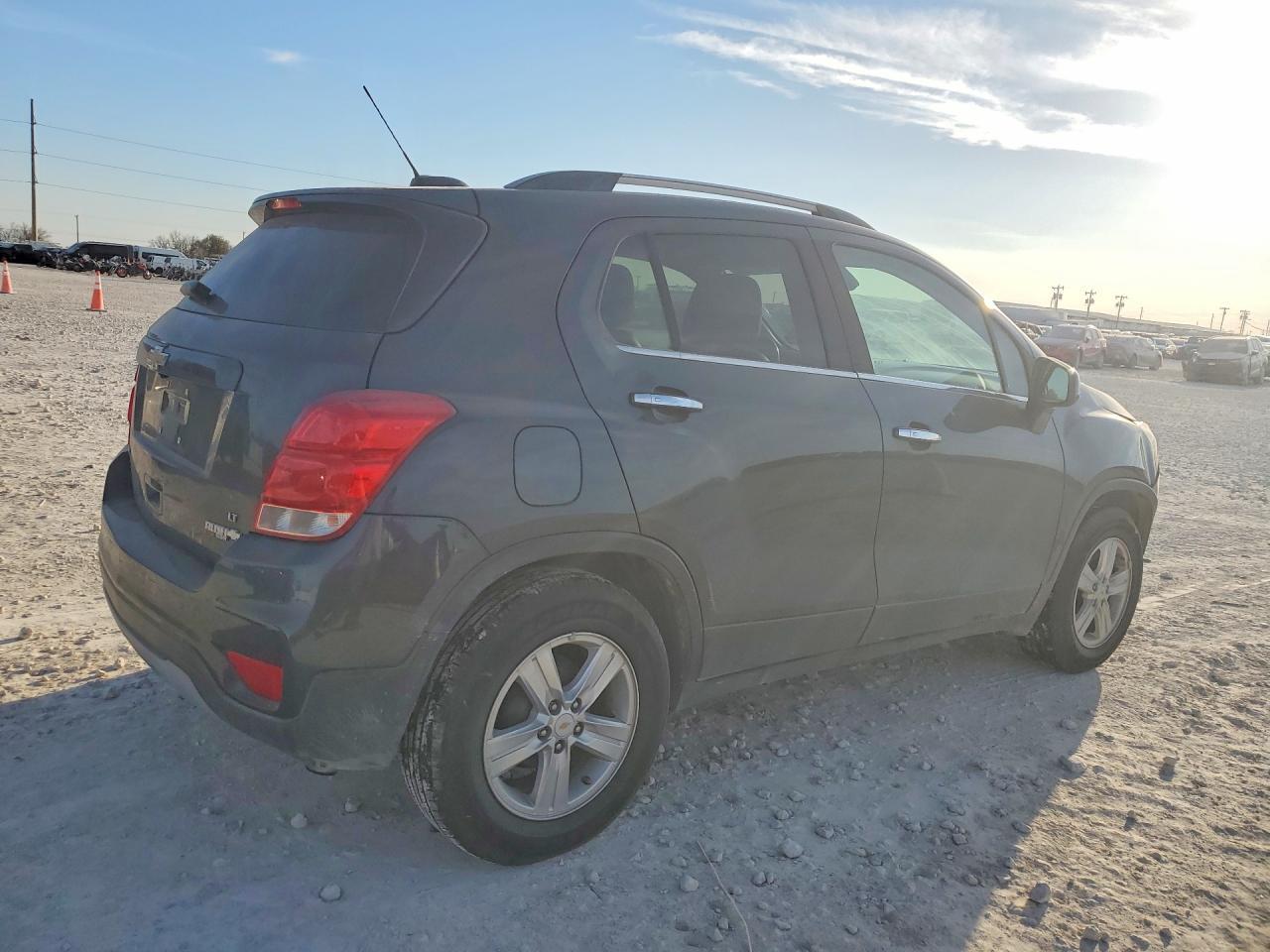 2017 Chevrolet Trax 1Lt - Image 3