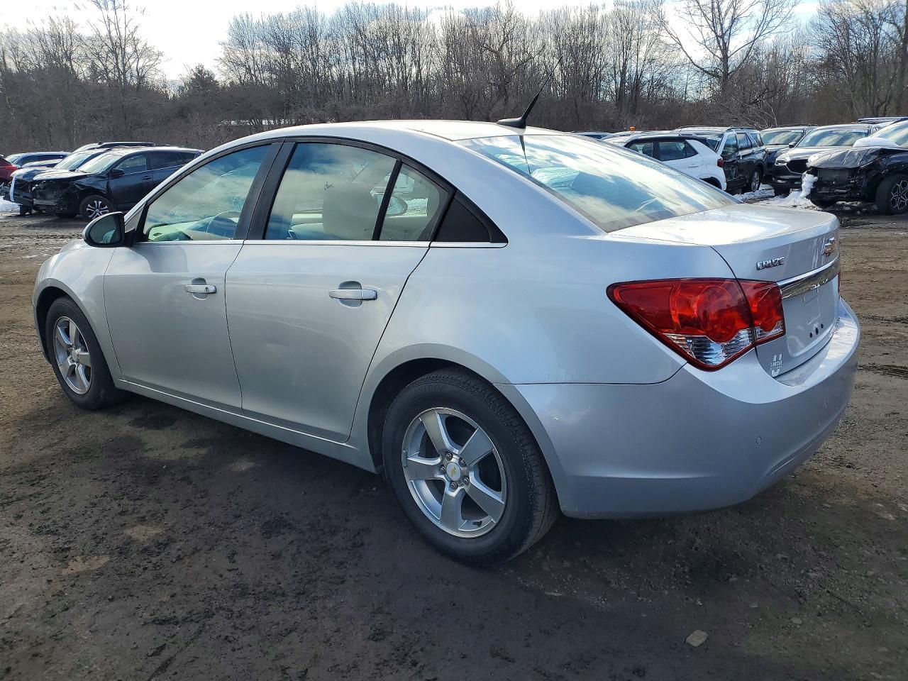 2011 Chevrolet Cruze Lt - Фото 2