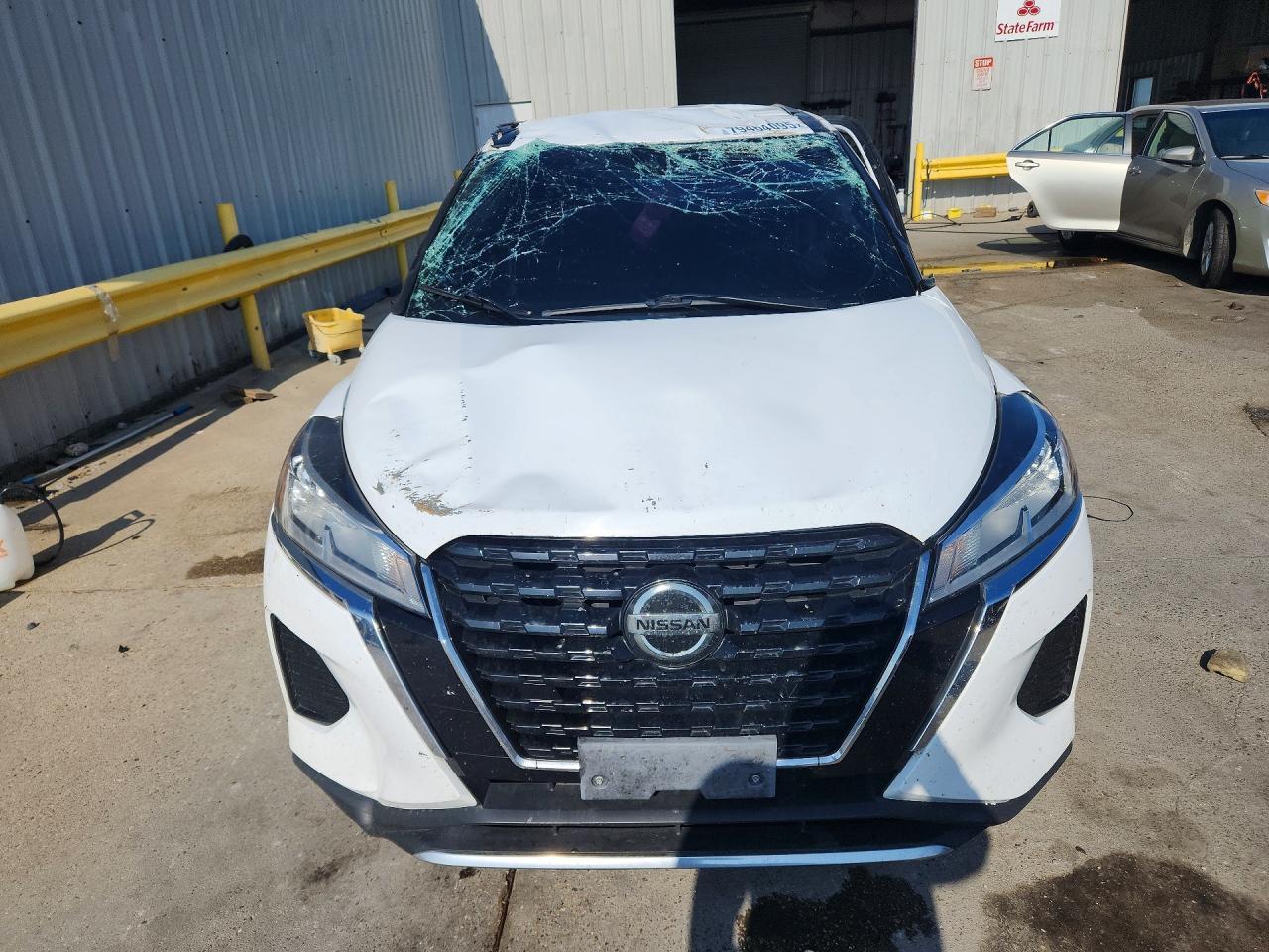 2021 Nissan Kicks S - Image 5