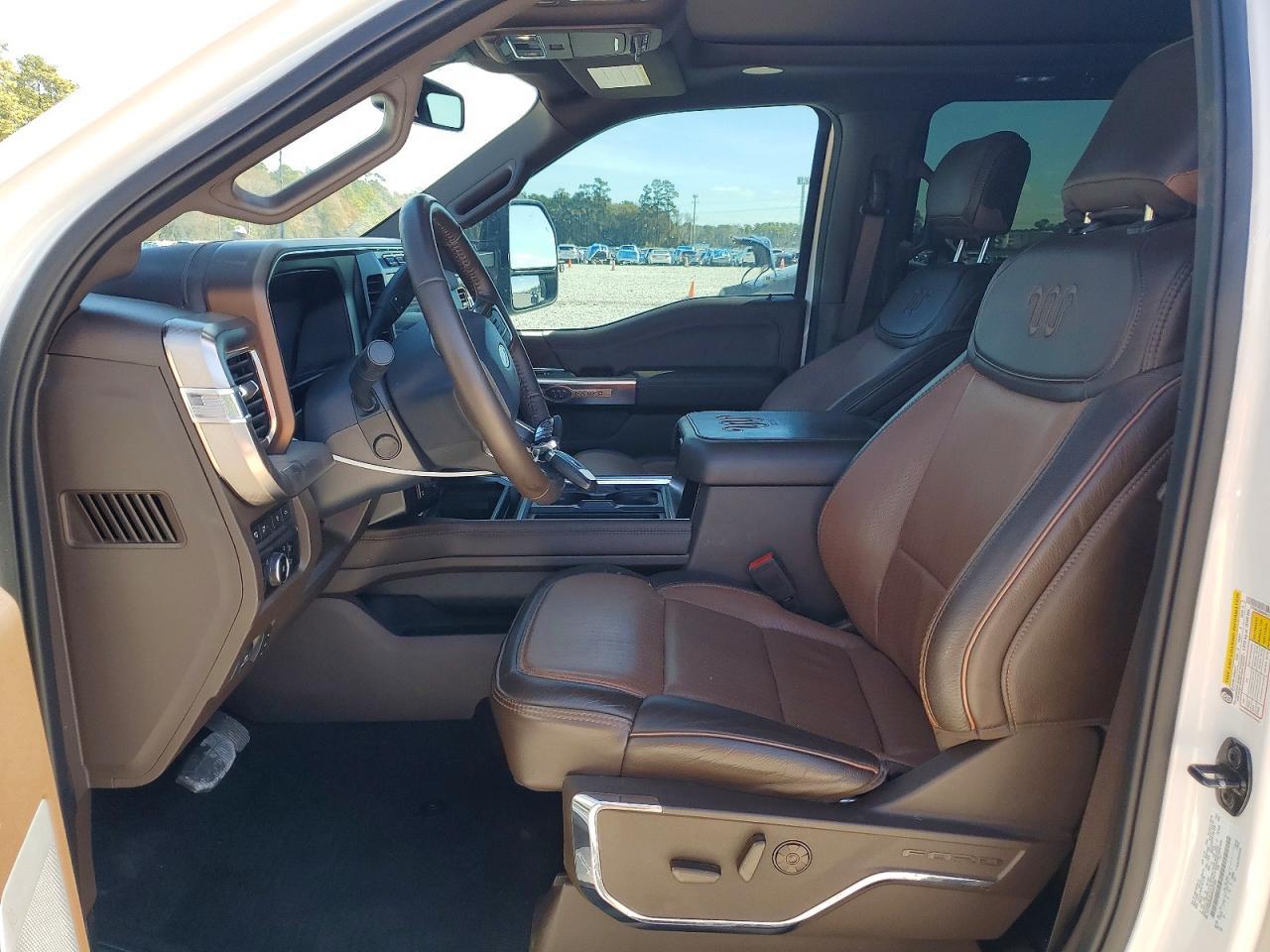 2024 Ford F250 Super Duty - Image 7