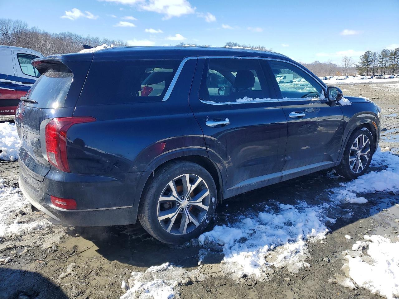 2021 Hyundai Palisade Limited - Image 3