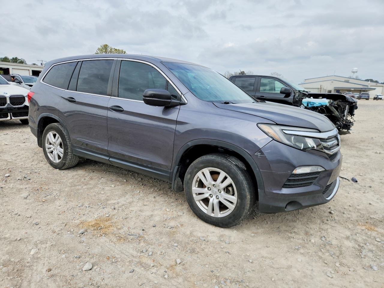 2018 Honda Pilot Lx - Image 4