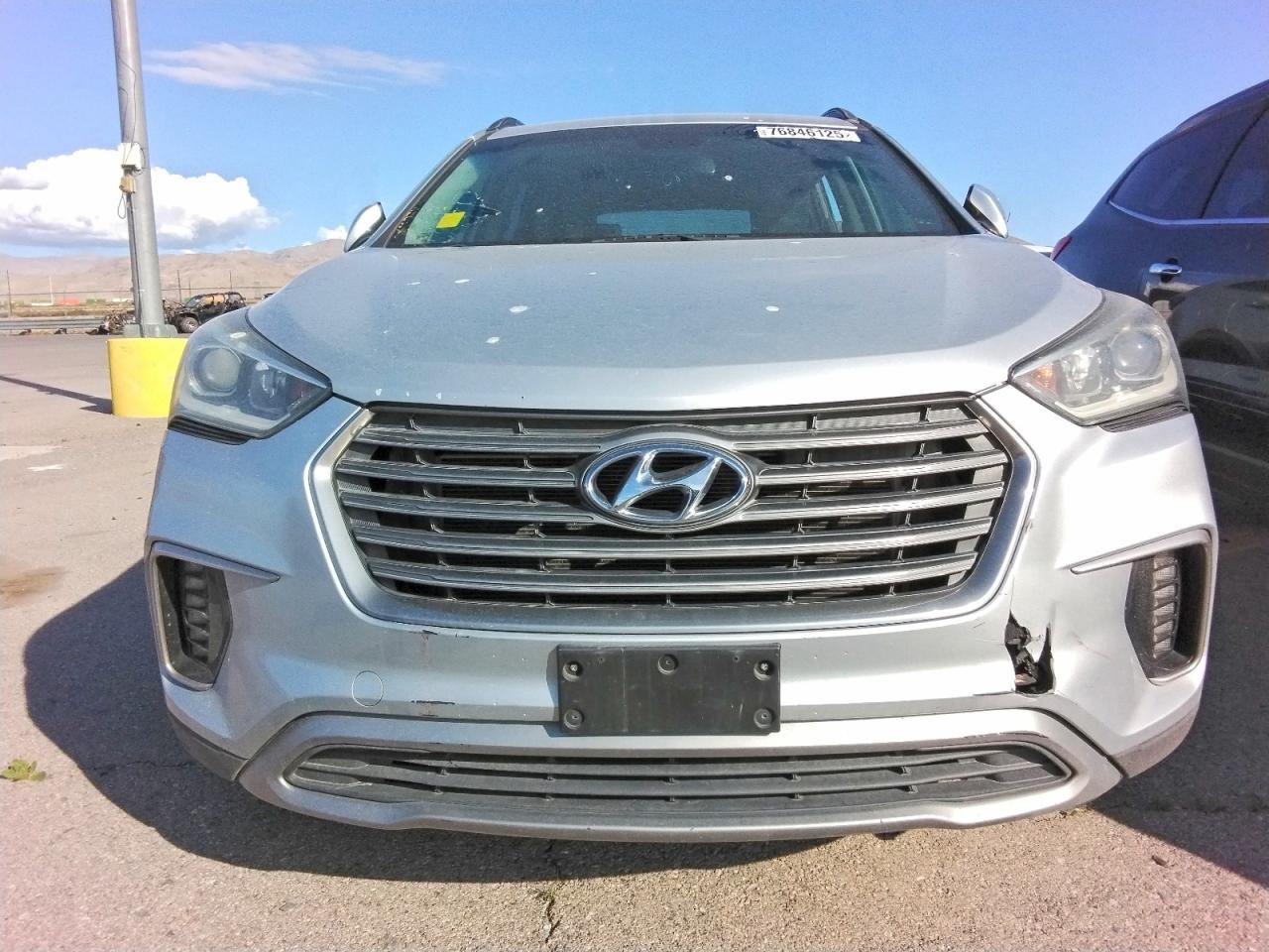 2017 Hyundai Santa Fe Se - Фото 5
