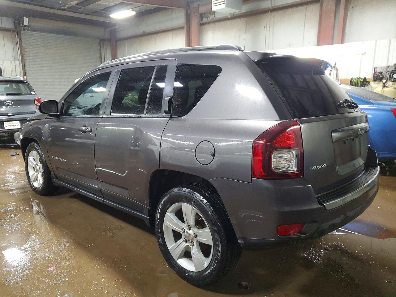 2015 Jeep Compass Latitude - Image 2