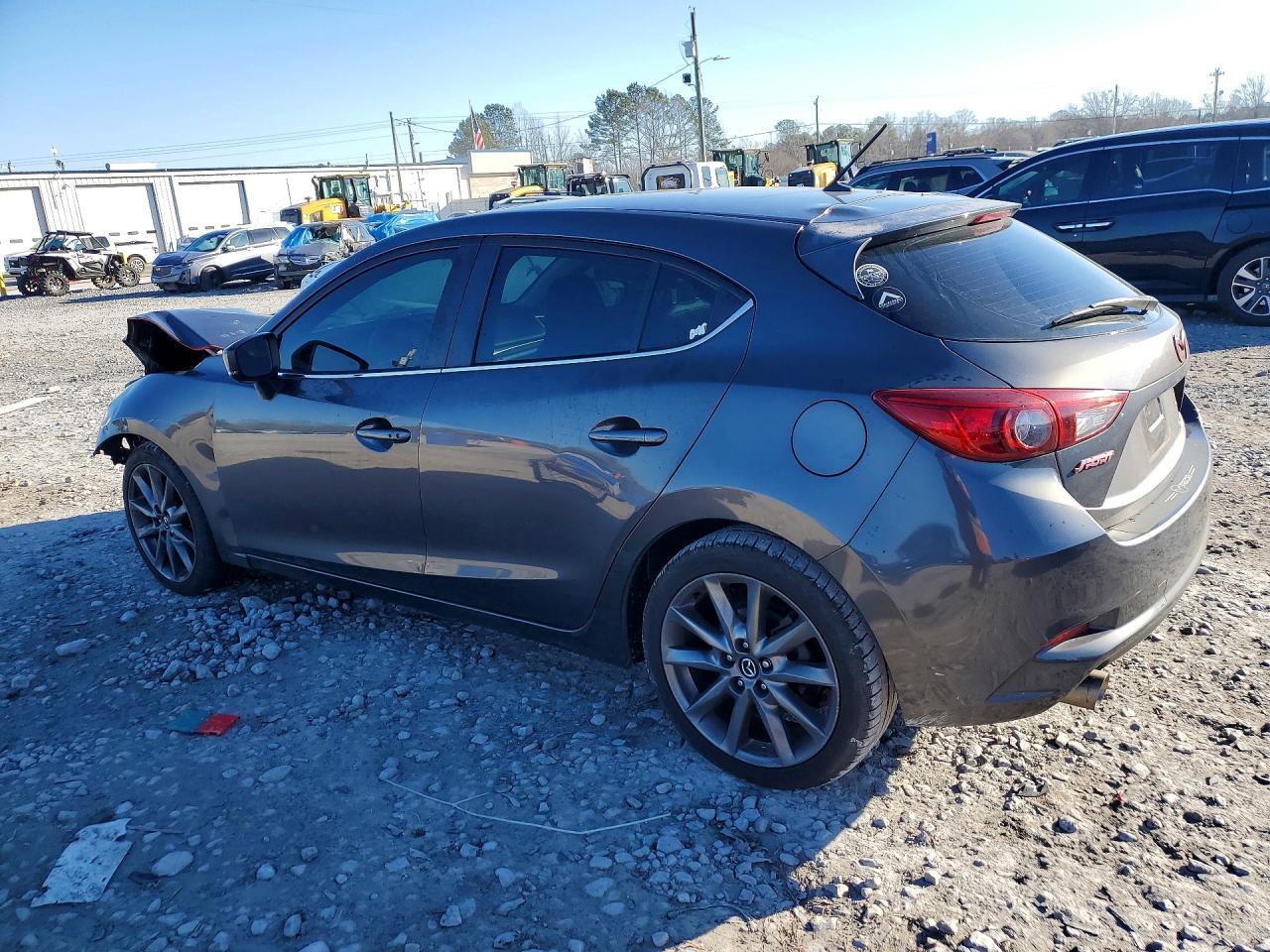2018 Mazda 3 Touring - Фото 2