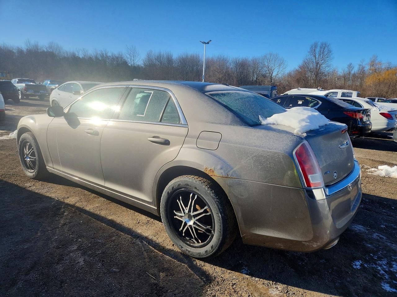 2014 Chrysler 300 - Фото 2